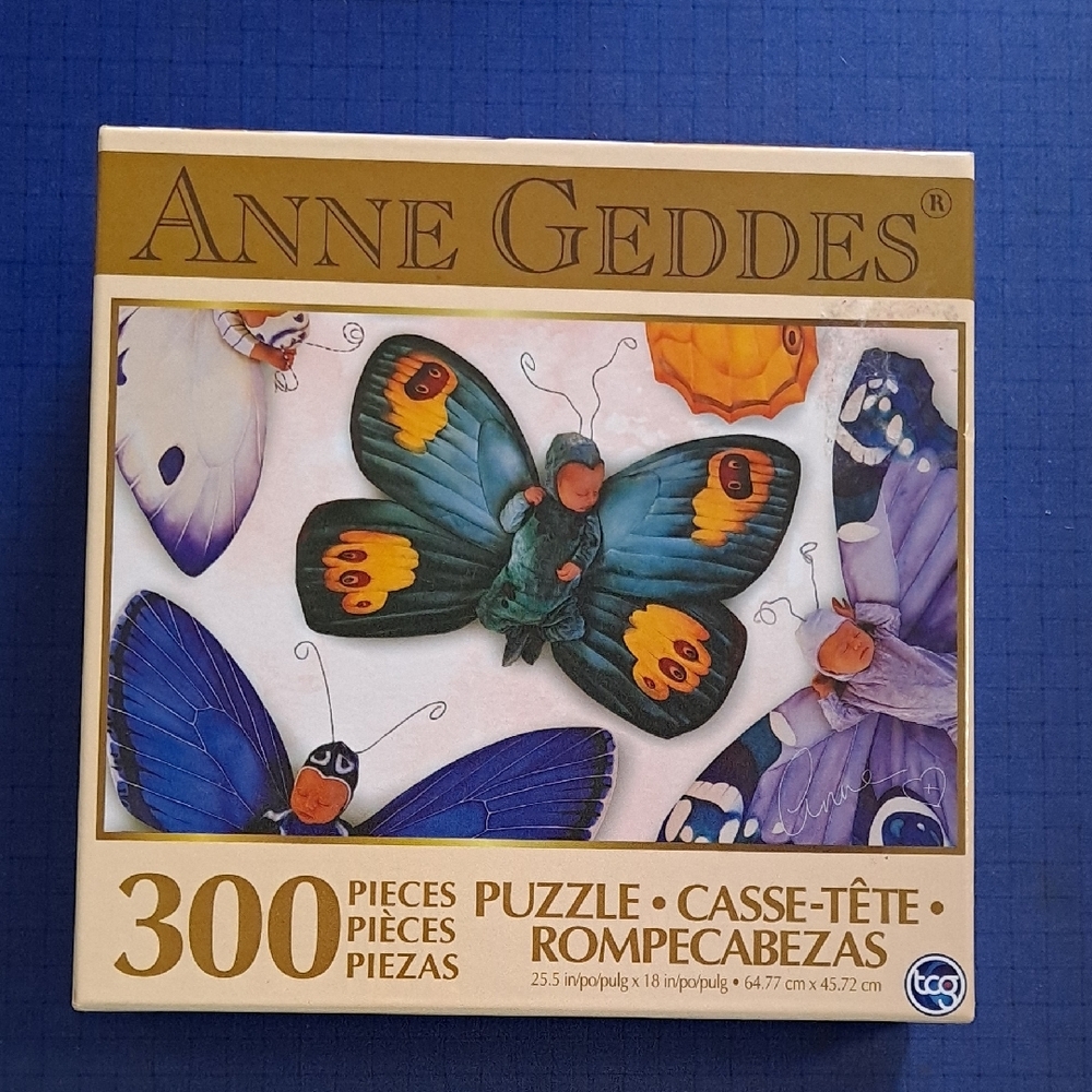 Anne Geddes 300-Piece Butterfly Baby Puzzle